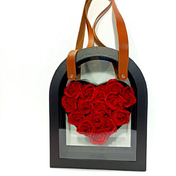Kουτί πολυτελείας με soap roses καρδιά